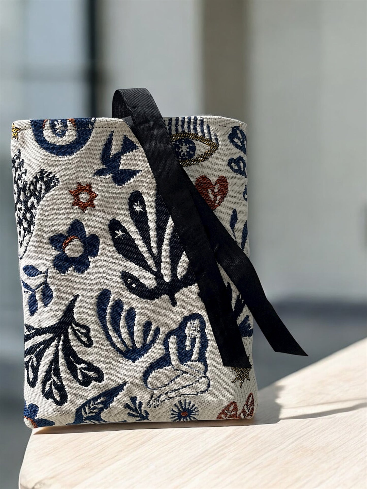 Le protège-livre Lia