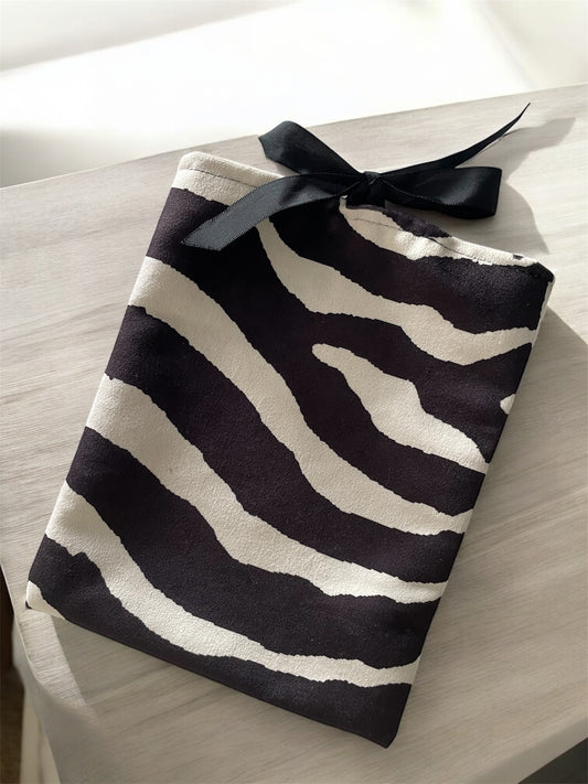 Le protège-livre Zélie blanc